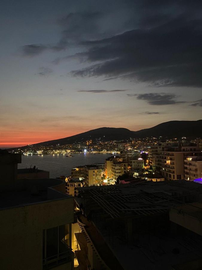 Ferienwohnung Jon'S Penthouse Sarandë Exterior foto